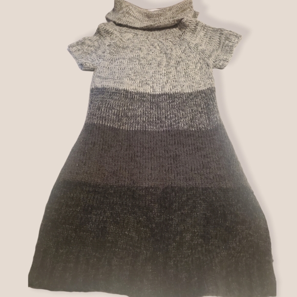 🔴Short sleeved extra long big collared shirt or use as Bodycon dress - Picture 1 of 7